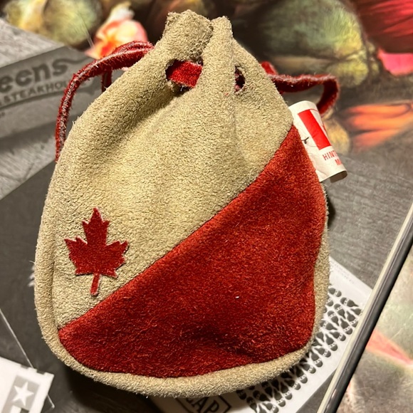 π π¨π¦ πβ’π³ Hinterland by Tilley π³β’ π¨π¦ππ¨π¦ - Picture 2 of 10